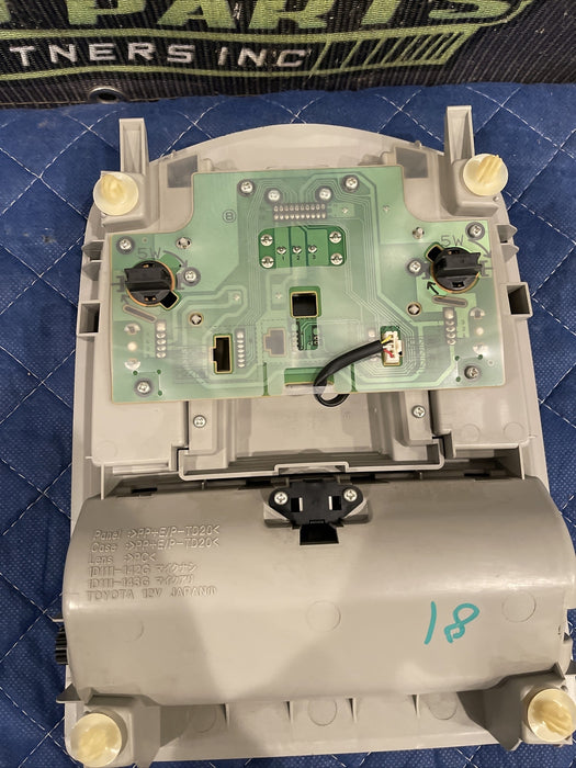 2014 TOYOTA PRIUS V OVERHEAD DOME LIGHT MAP LIGHT ASSEMBLY OEM 1A462-195G