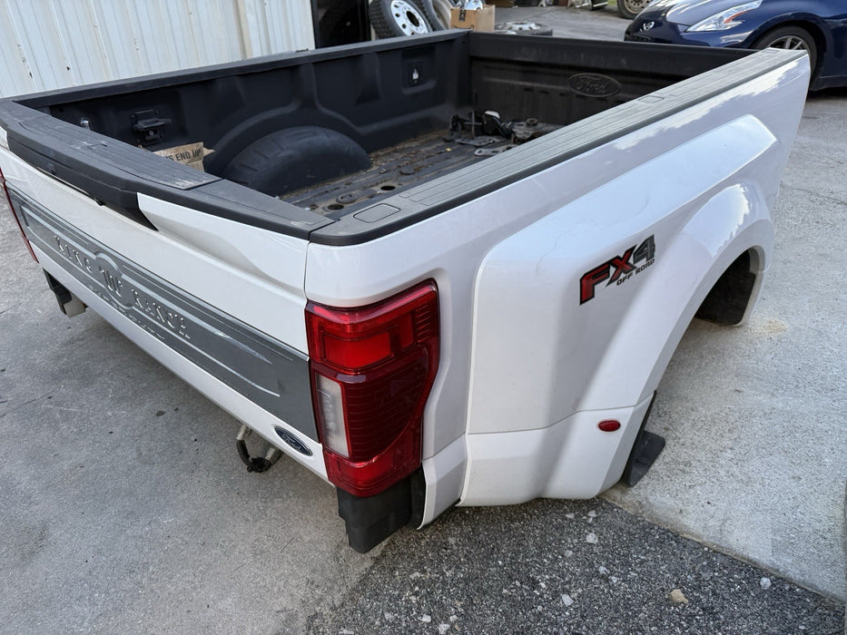 2020 2021 2022 FORD F350 F450 DUALLY STAR WHITE BED 8'