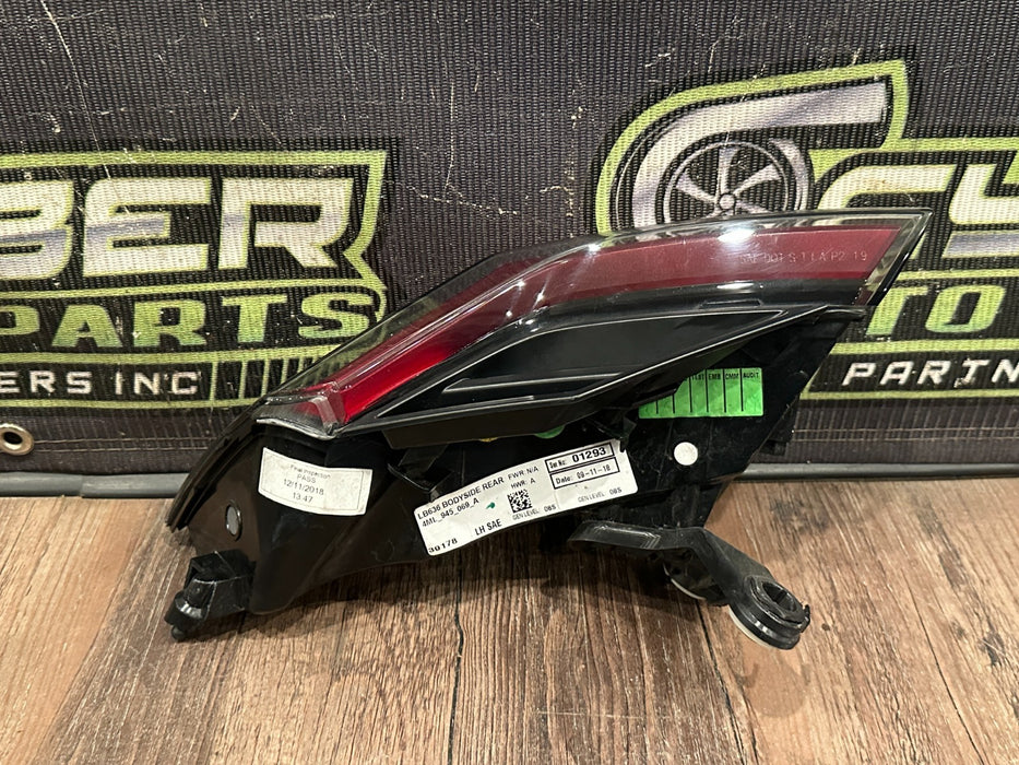 2018-2024 LAMBORGHINI URUS OUTER LEFT TAIL LIGHT OEM *FLAWS/CHIPPED 4-7*