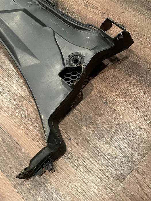 2020 BMW M8 COMP F93 FRONT WINDSHIELD COWL PANEL COVER TRIM OEM 51717435326