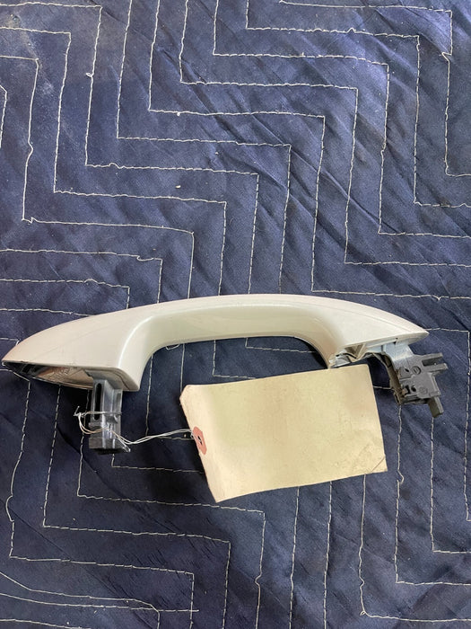 2018 PORSCHE 718 BOXTER S DRIVER LEFT SIDE EXTERIOR DOOR HANDLE OEM *SCRATCHES*