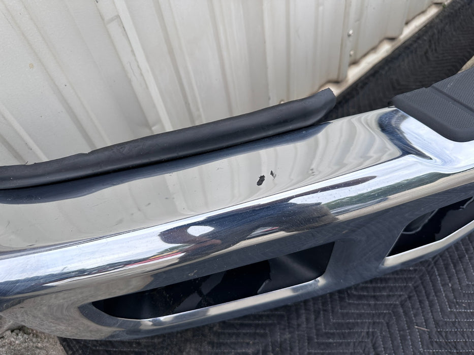 2017 2018 2019  FORD F250 F350 FRONT BUMPER ASSEMBLY CHROME OEM