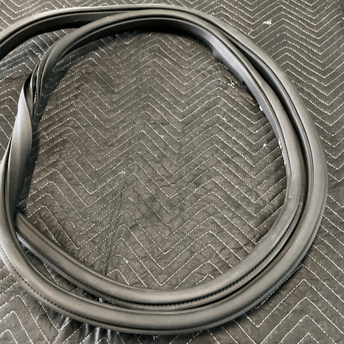 2017 FORD F250 F350 FRONT RIGHT PASSENGER DOOR SEAL WEATHER STRIP OEM