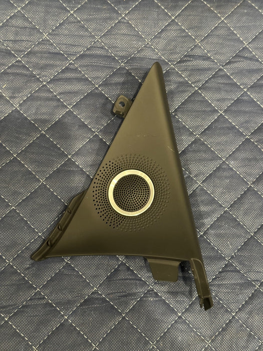 2014 AUDI R8 LEFT RIGHT DOOR TWEETER SPEAKER TRIM COVER PANEL 427 857 504 ~READ~