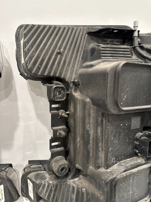 2017 2018 2019 FORD F250 F350 F450 HEADLIGHT PAIR LEFT RIGHT LED OEM W/ MODULE