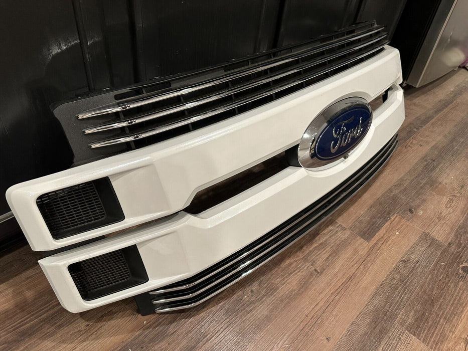 2017 2018 2019 FORD F250 F350 F450 LIMITED GRILLE COMPLETE W/ CAMERA OEM