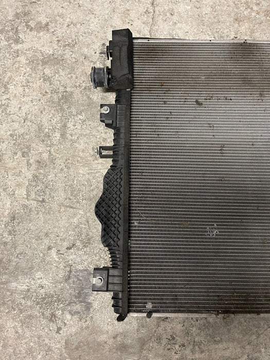 2017-2019 FORD F250 F350 6.7L DIESEL SUPERDUTY RADIATOR OEM *BENT*