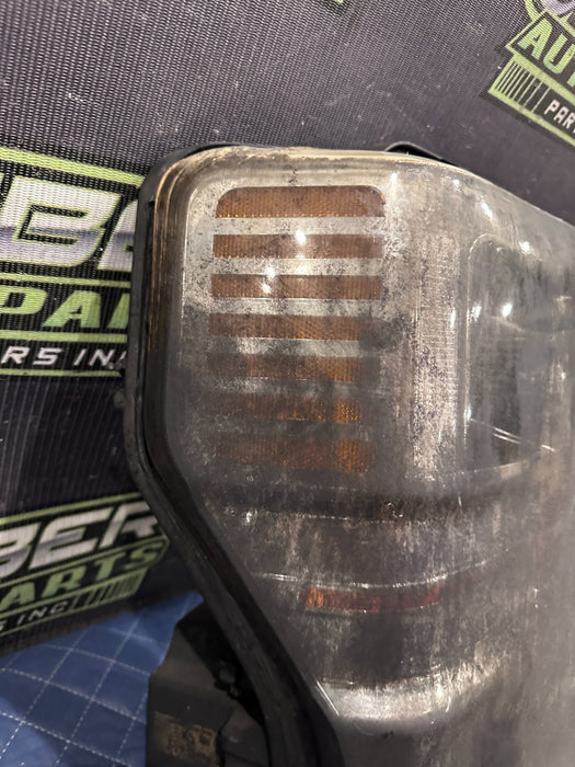 2020-2022 FORD F250 F350 F450 RIGHT LED HEADLIGHT OEM *HEAT/BURN DAMAGE*