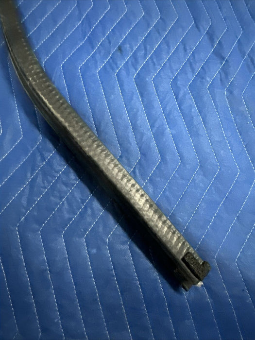 2018 2019 2020 FORD F250 F350 F450 FRONT LEFT WEATHER DOOR SEAL STRIP OEM
