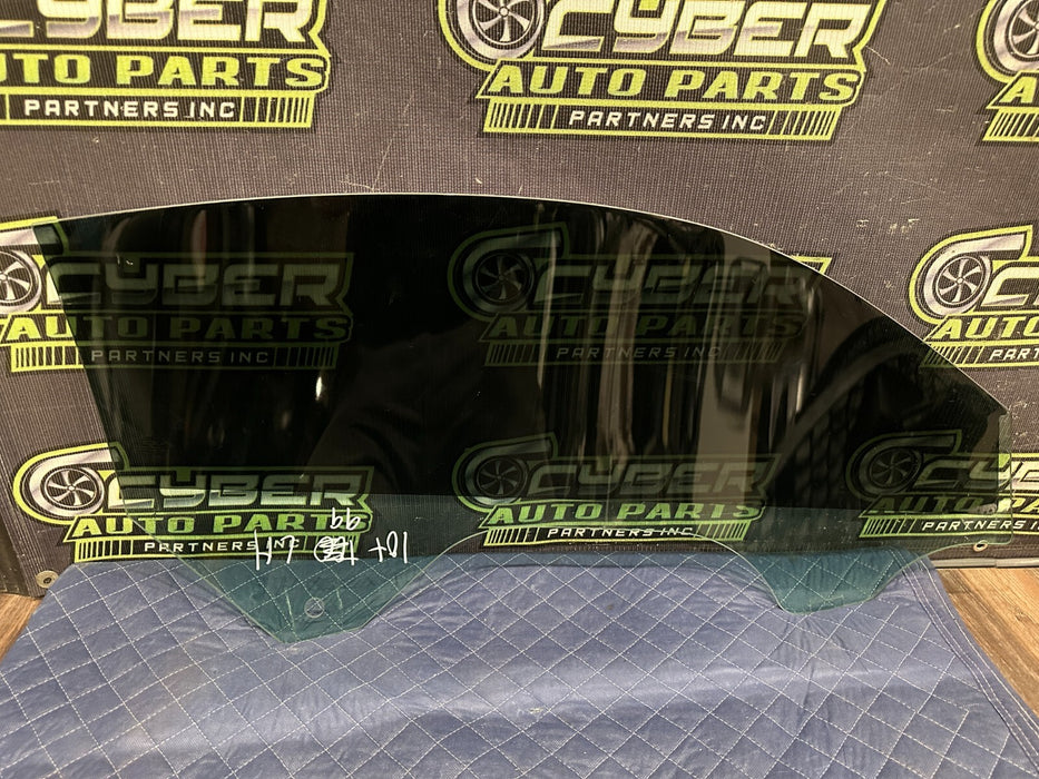 2021 AUDI R8 FRONT LEFT DRIVER SIDE WINDOW GLASS OEM