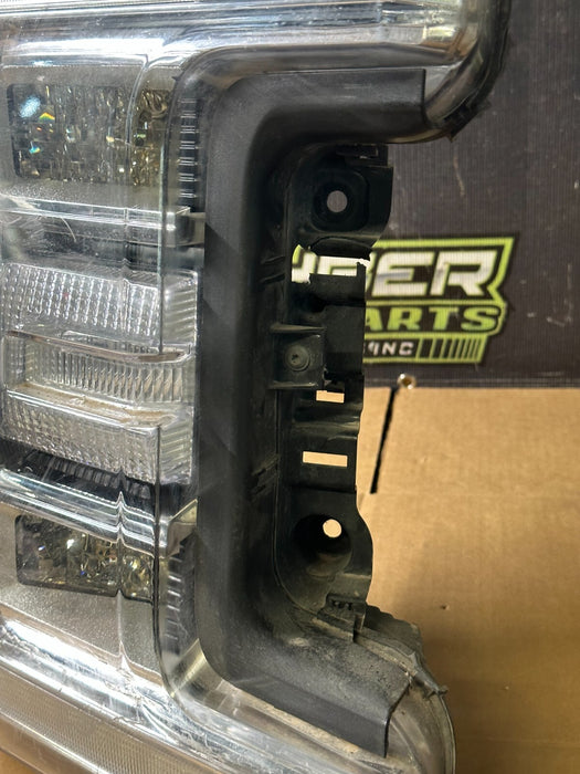2017 2018 2019 FORD F250 F350 F450 RIGHT HEADLIGHT LED OEM W MODULE DAMAGE* READ