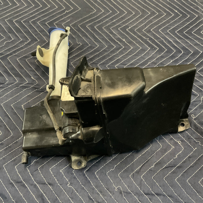 2018 FORD F250 F350 F450 WINDSHIELD WASHER RESERVOIR TANK OEM
