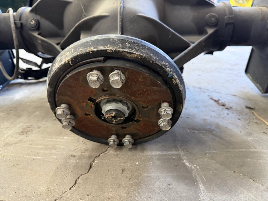 2021 GMC SIERRA 2500 6.6L V8 DIESEL REAR DIFFERENTIAL AXLE RATIO 3.42 OEM 12K MI