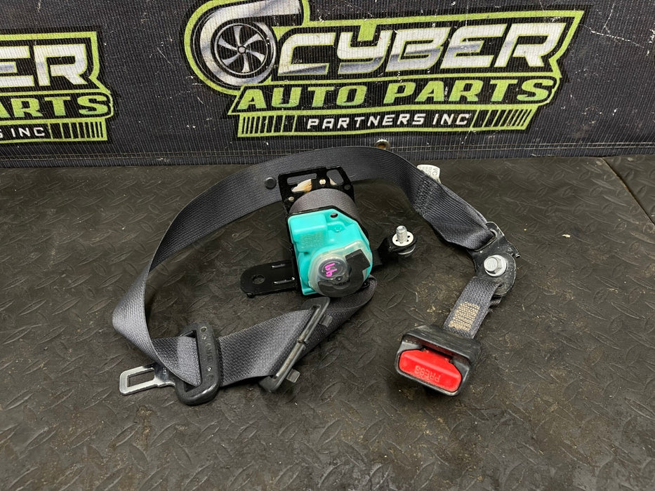 2016 SUBARU WRX STI REAR MIDDLE SEAT BELT RETRACTOR OEM