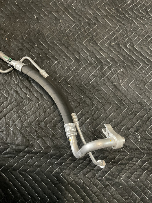 2017 MERCEDES-BENZ C63 AMG CABRIOLET A/C REFRIGERANT SUCTION HOSE 205 830 16 00