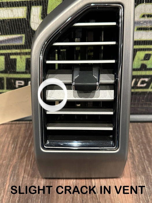 2017-2020 FORD F250 F350 F450 PASSENGER RIGHT DASH AIR VENT OEM *READ*
