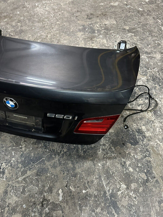 2011 BMW 550i F10 5 SERIES REAR TRUNK LID FULL ASSY DARK GRAPHITE METALLIC (A90)