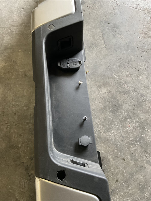 2017-2019 FORD F250 F350 F450 REAR BUMPER W/O SENSOR OEM *SCRATCHES*