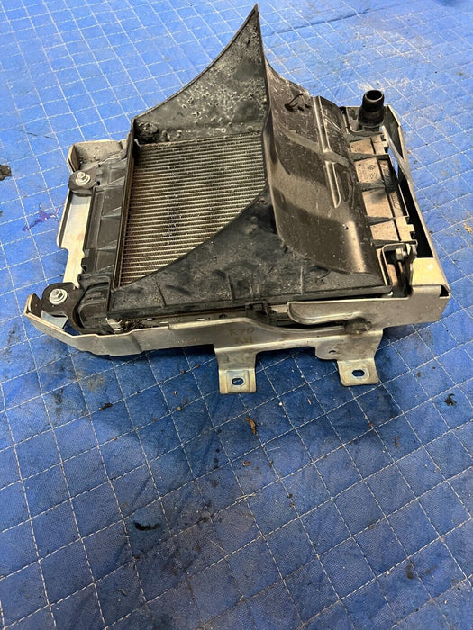 2015 MERCEDES-BENZ C63S AMG SEDAN FRONT RIGHT AUXILIARY RADIATOR DUCT OEM