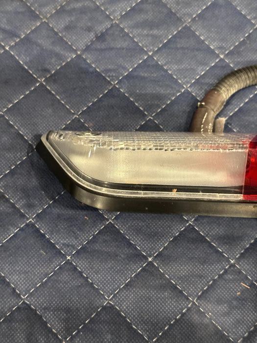 2017-2019 FORD F250 F350 REAR CAB THIRD BRAKE LIGHT W/ CAMERA & PIGTAIL OEM