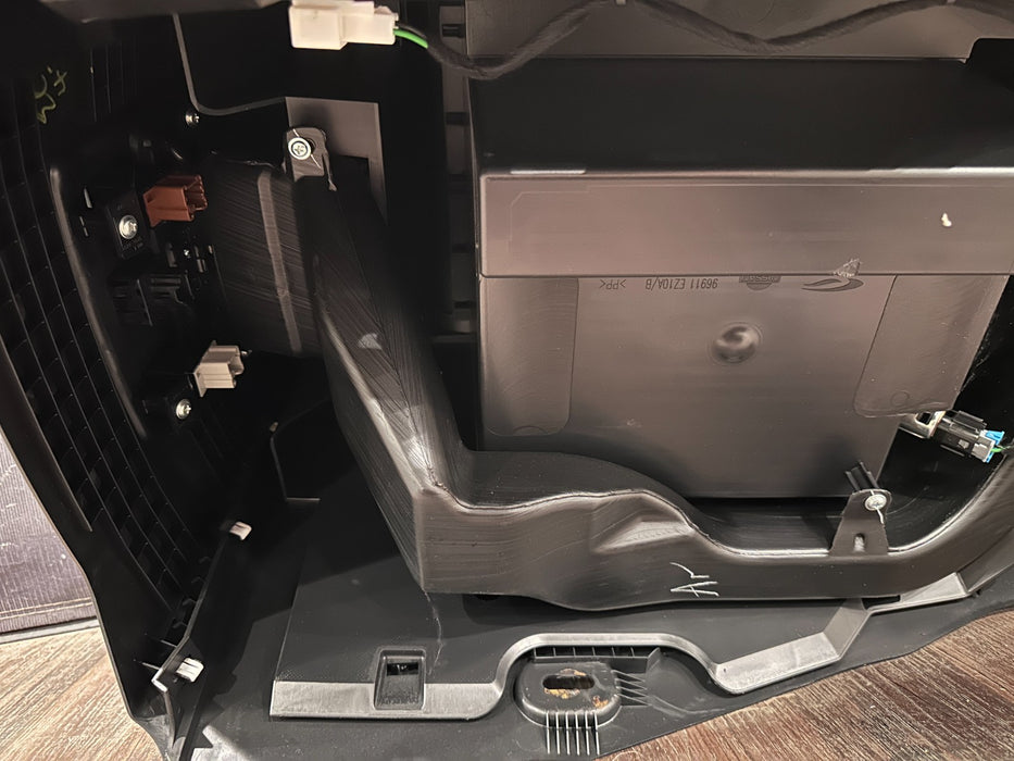 2017 NISSAN TITAN XD RESERVE BLACK LEATHER CENTER CONSOLE ASSEMBLY OEM *FLAW 14*