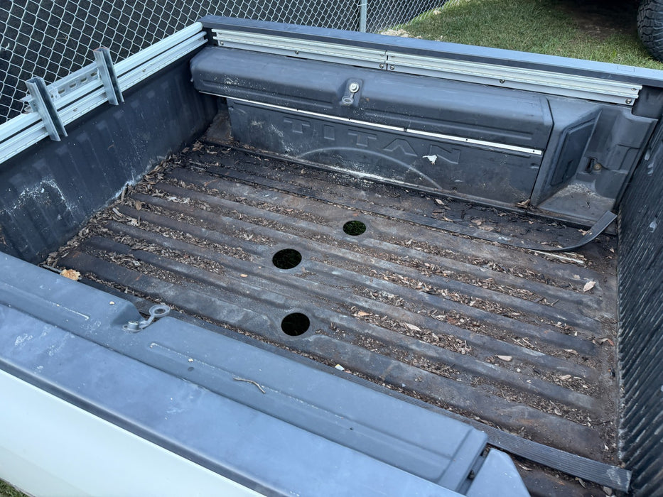 2016 2017 2018 2019 NISSAN TITAN XD PLATINUM RESERVE BED ASSEMBLY 6.5FT WHITE