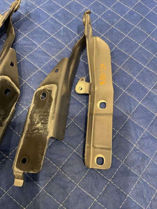 2017 INFINITI Q50 RED SPORT 400 LEFT RIGHT HOOD HINGES BRACKET (GRAY) PAIR