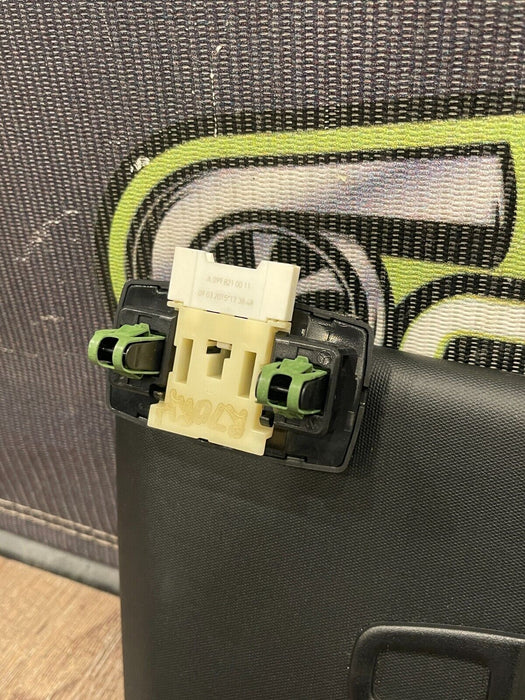 2015 MERCEDES BENZ C63S AMG FRONT LEFT RIGHT SUN VISOR / SUN BLOCKERS OEM *DENT*