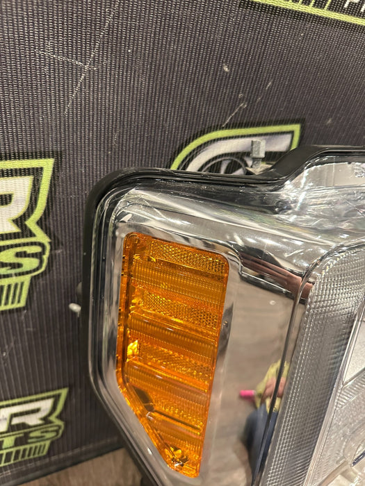 2017 2019 FORD F250 F350 F450 RIGHT PASSENGER HEADLIGHT T LED OEM W/ MODULE