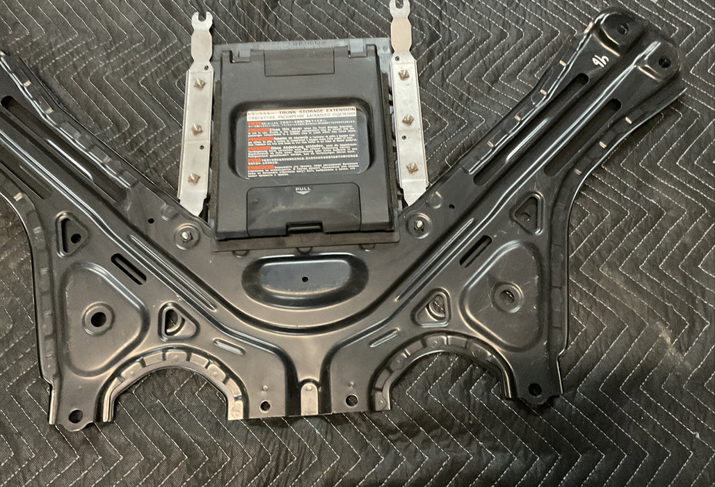 2015 LEXUS RC-F REAR BACK SEAT BRACE BRACKET W/TRUNK STORAGE EXTENSION OEM
