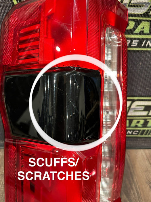 2023-2024 FORD F350 DRIVER LEFT HALOGEN TAIL LIGHT OEM *READ/SCUFFS*