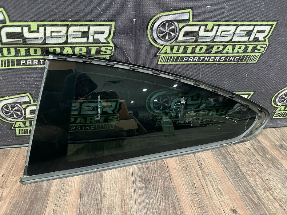 2015-2020 BMW 4 SERIES M4 F82 REAR DRIVER LEFT QUARTER PANEL GLASS WINDOW OEM