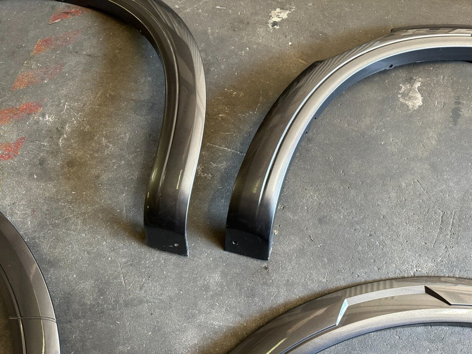 2016 2019 NISSAN TITAN XD PRO-4X FRONT & REAR FENDER FLARE SET OEM 63810 EZ40A