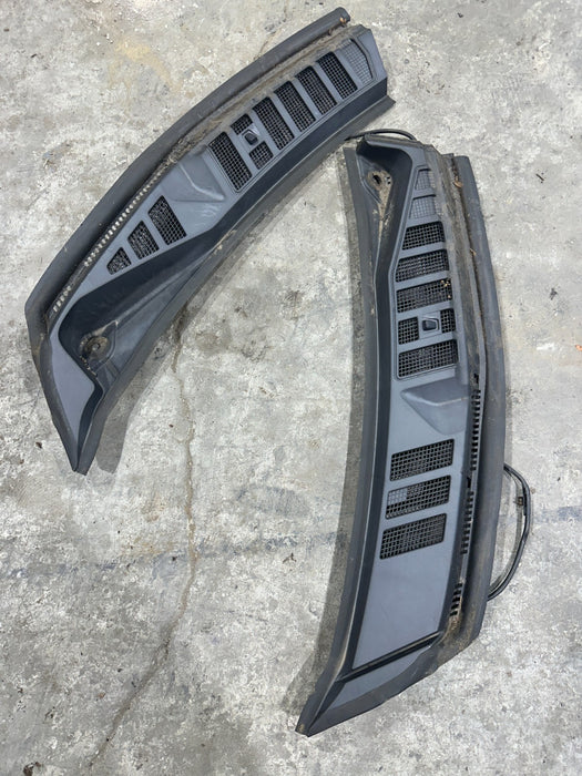 2019 FORD F150 RAPTOR FRONT WINDSHIELD COWL OEM FL34-1502222-A