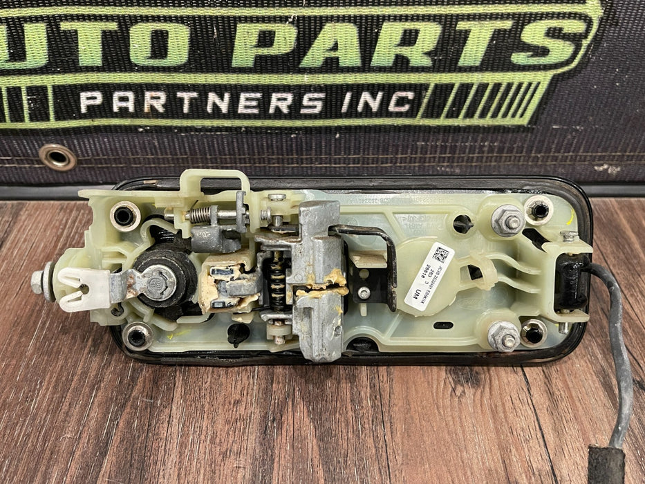 2017-2019 FORD F250 F350 F450 FRONT DRIVER LEFT DOOR HANDLE OEM BLACK PEARL G1