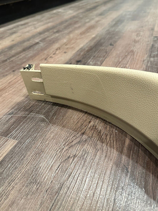 2017-2019 FORD F250 F350 LARIAT TAN DRIVER LEFT LOWER B PILLAR TRIM OEM *SCRATCH