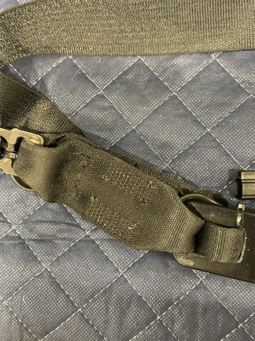 2017-2019 FORD F250 F350 F450 XLT REAR MIDDLE CENTER SEAT BELT SEATBELT OEM WEAR