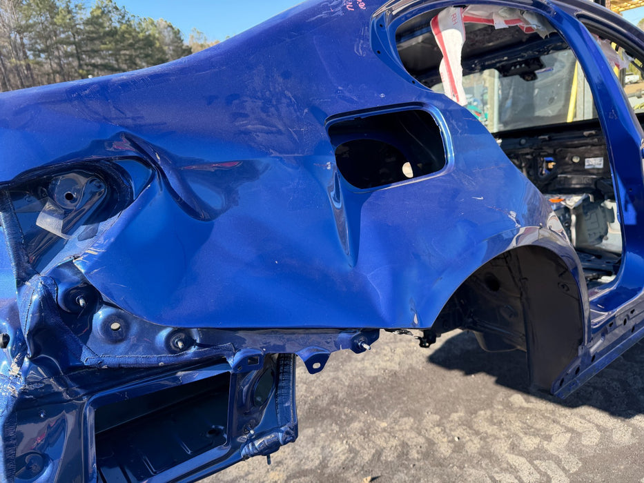 2024 BMW M3 G80 BLUE SHELL FRAME CHASSIS 4 DOOR CARBON ROOF OEM *DAMAGE*