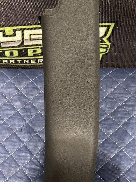 2014 AUDI R8 LEFT RIGHT COWL KICK PANEL TRIMS 423 867 271 423 867 272