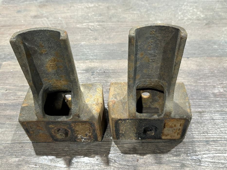 2017-2019 FORD F250 F350 F450 LEFT RIGHT SUSPENSION SPACERS OEM