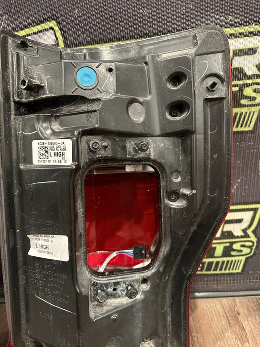 2017 2018 2019 FORD F250 F350 F450 PLATINUM LED TAIL LIGHTS LEFT RIGHT OEM