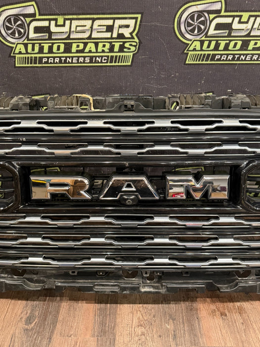 2022 DODGE RAM 2500 CHROME GRILLE WITH CAMERA OEM *MINOR WEAR 12-15*