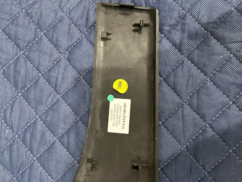 2014 AUDI R8 FRONT PASSENGER RIGHT ILLUMINATED KICK SCUFF SILL PLATE 420 853 372