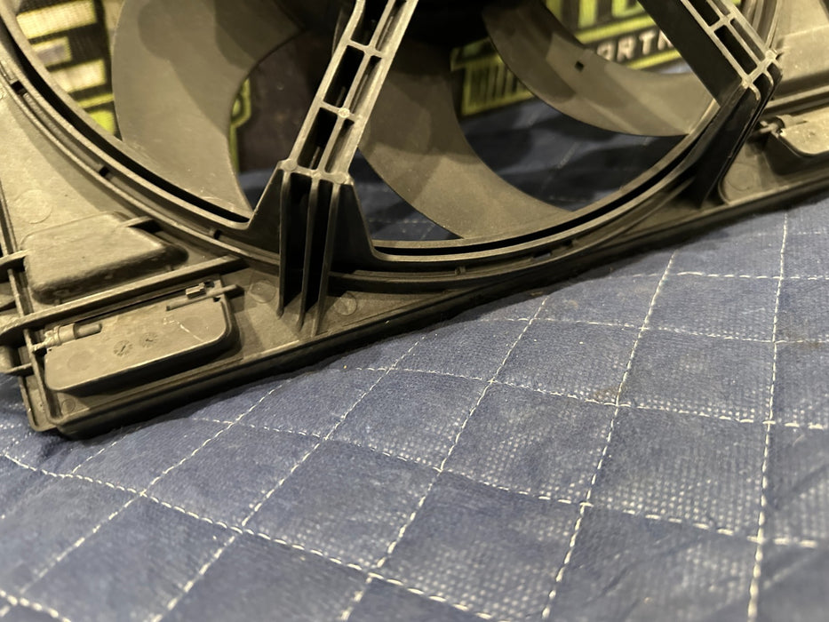 2014 2023 AUDI R8 LEFT RIGHT ENGINE COOLING FAN ASSEMBLY 4S0 121 203 C