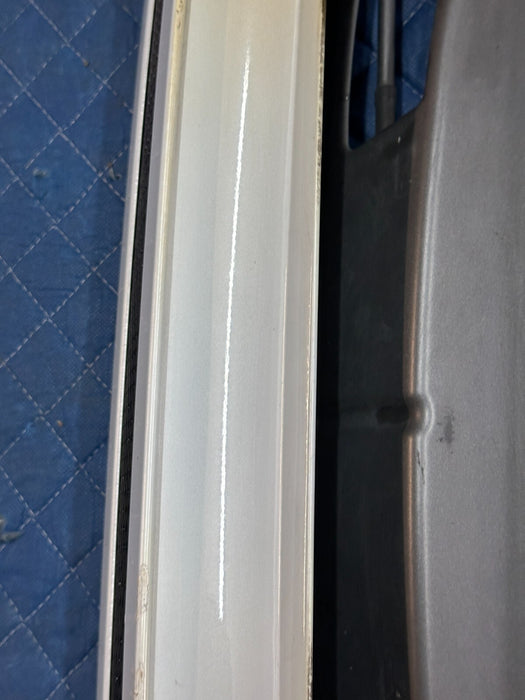 2008-2015 AUDI R8 V10 COUPE REAR SPOILER WING ASSEMBLY WHITE ~MINOR COSMETIC~