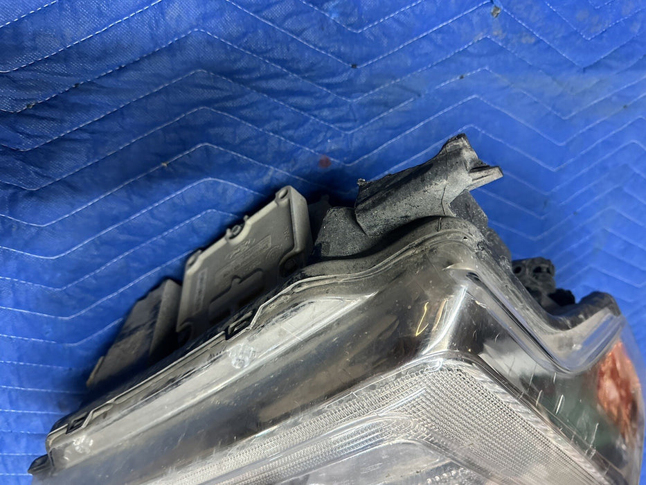 2017-2019 FORD F350 F450 PASSENGER LED HEADLIGHT OEM (READ) BROKEN TABS/SCUFFS