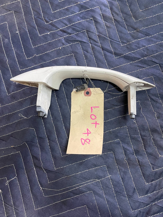 2018 PORSCHE 718 BOXTER S DRIVER LEFT SIDE EXTERIOR DOOR HANDLE OEM *SCRATCHES*
