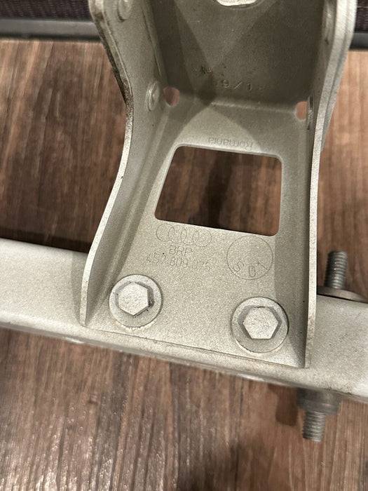 2017-18 AUDI R8 DRIVER LEFT SUPPORT BRACKET OEM