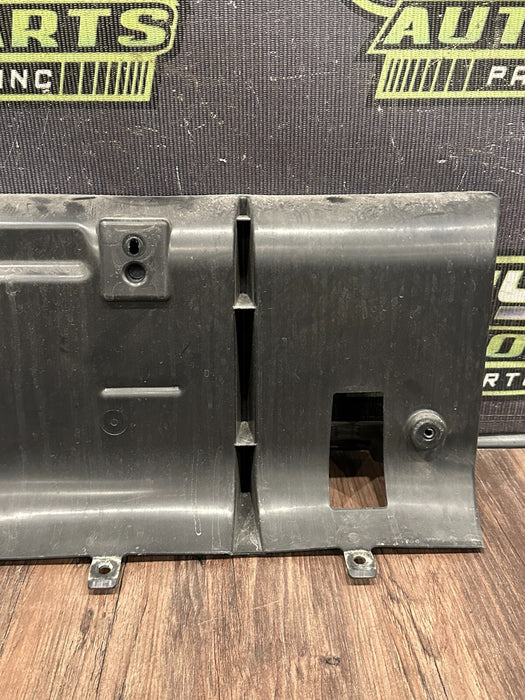 2021 AUDI R8 REAR AIR GUIDE PANEL TRIM OEM 4S0 121 139 C