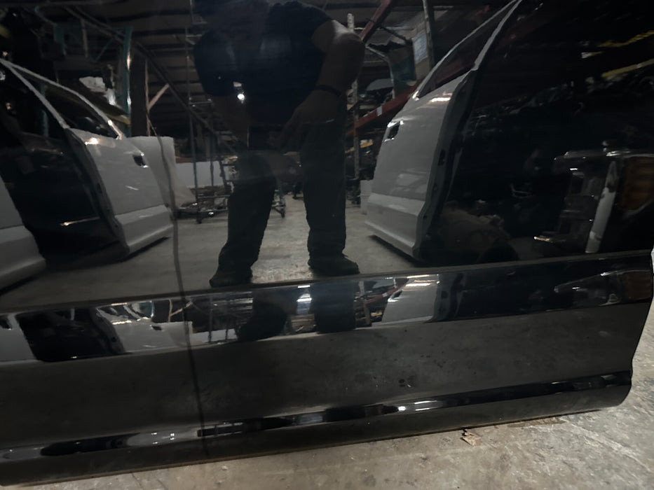 2022 FORD F250 F350 F450 REAR RIGHT DOOR SHELL AGATE BLACK (UM) OEM